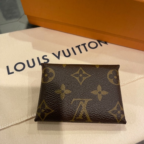**Sold** Louis Vuitton kirigami small pochette - Picture 7 of 7